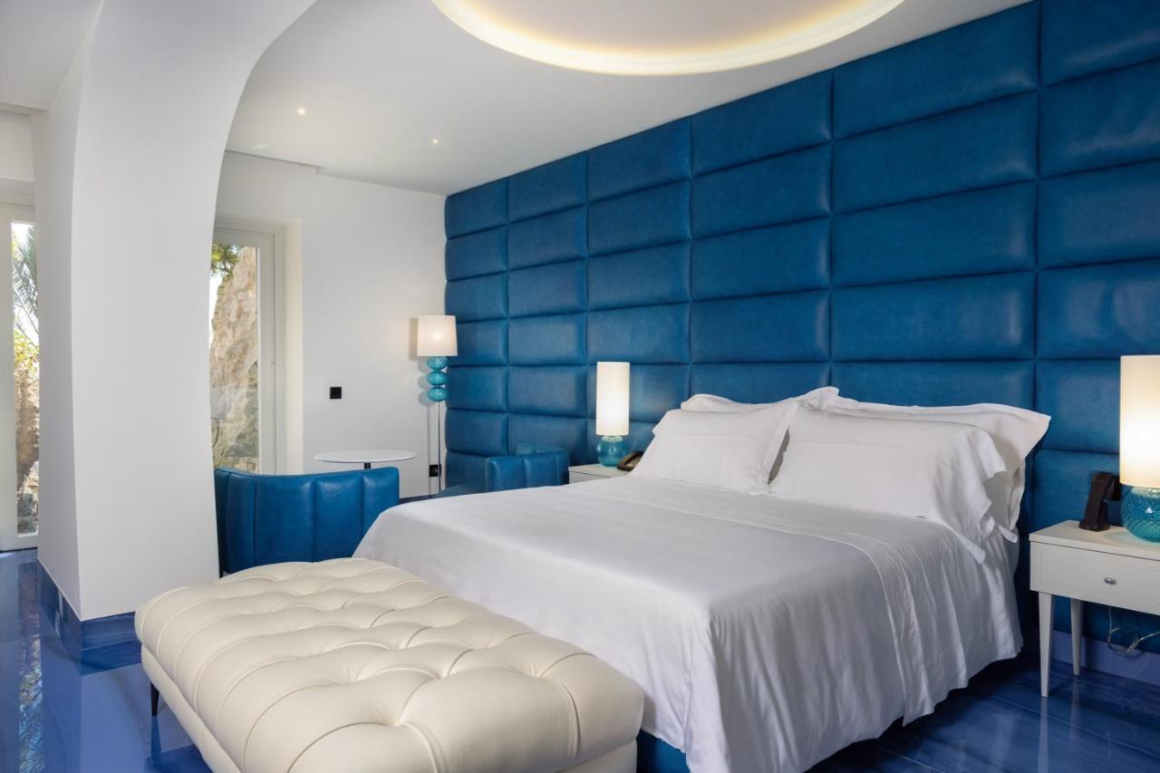 Grotta Palazzese 5*